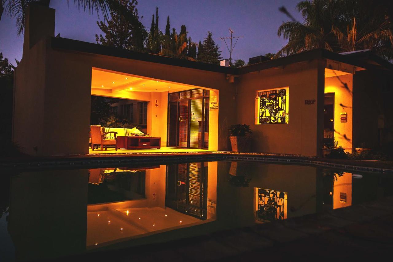 Be My Guest Bed & Breakfast Upington Bagian luar foto
